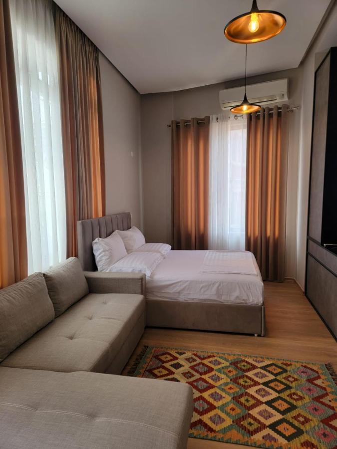 Berhami Studio Apartment Tirana Exterior photo
