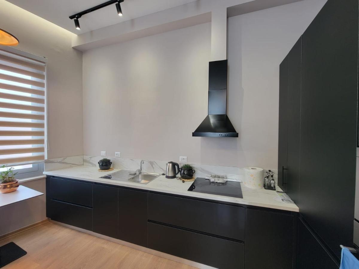 Berhami Studio Apartment Tirana Exterior photo